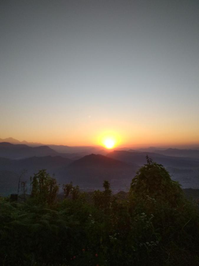 Pokhara Abroad Inn المظهر الخارجي الصورة