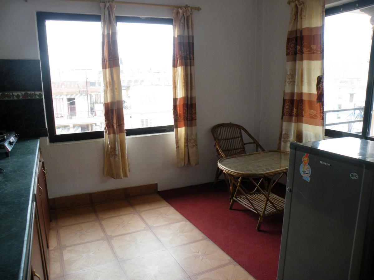 Pokhara Abroad Inn المظهر الخارجي الصورة