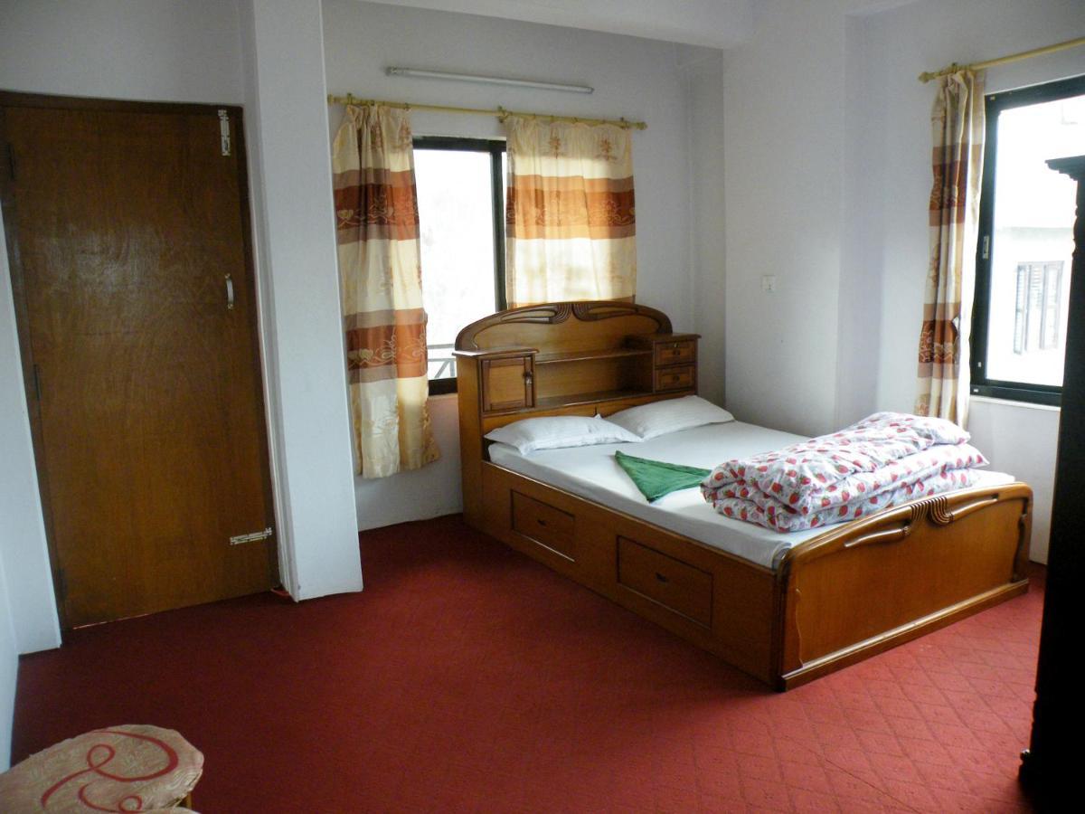 Pokhara Abroad Inn المظهر الخارجي الصورة