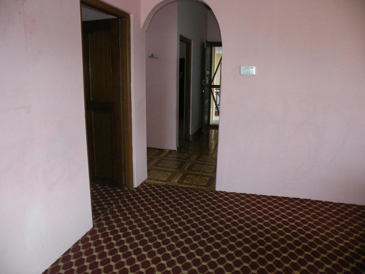 Pokhara Abroad Inn المظهر الخارجي الصورة