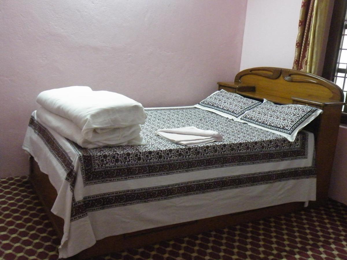 Pokhara Abroad Inn المظهر الخارجي الصورة
